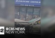 Driver trying to get away from ICE agents crashes in New Jersey