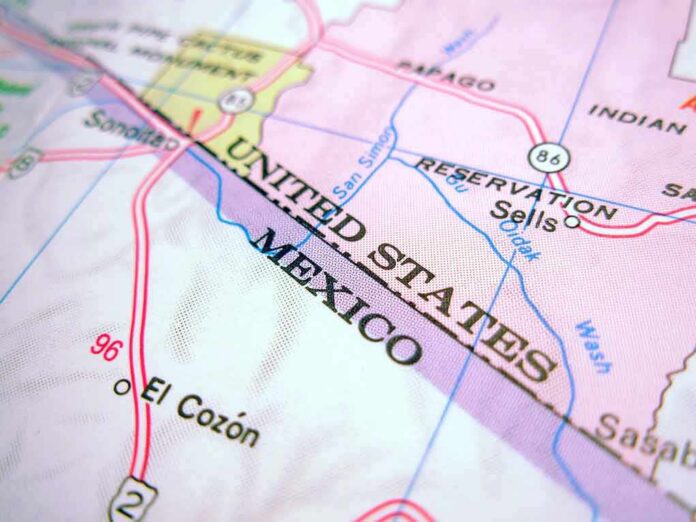 shutterstock_20054620 Close-up of a map showing the United States–Mexico border