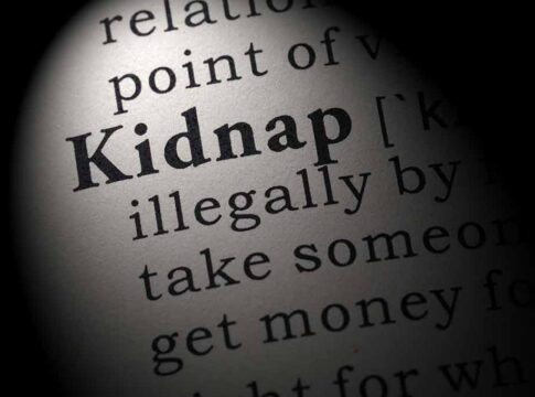 Dictionary entry for the word kidnap in close-up